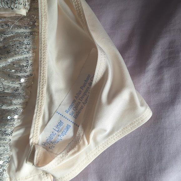 Lulu's BNWT medium one shoulder sequin bodysuit - Picture 5 of 5